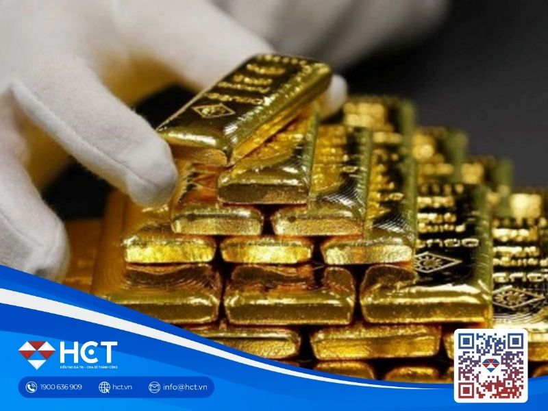 Giá vàng vọt tăng mạnh, thế giới vượt đỉnh