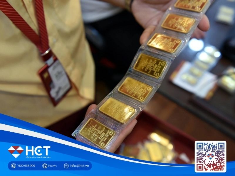 Giá vàng trong nước diễn biến trái chiều giữa vàng miếng và vàng nhẫn