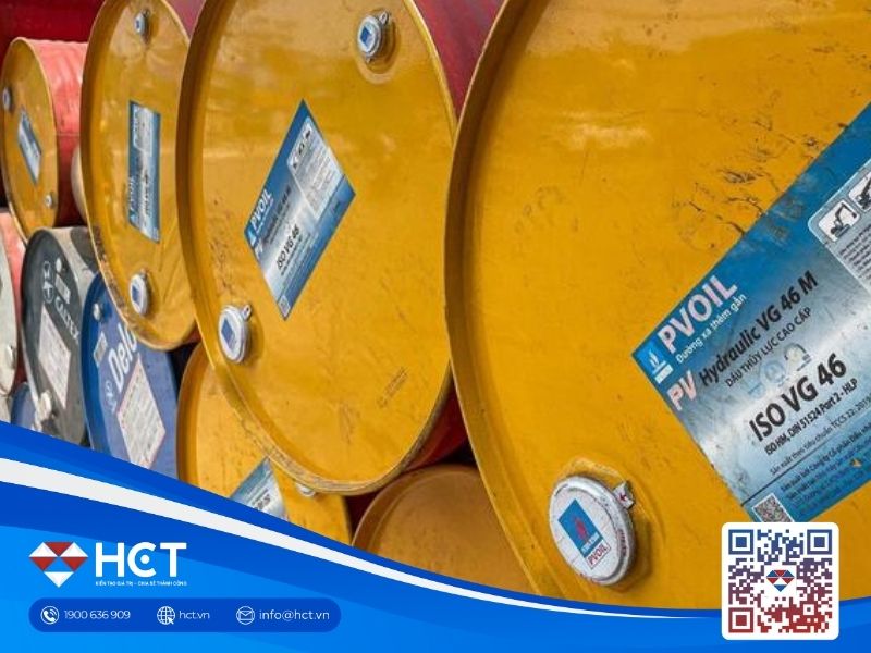 Giá dầu tăng nhẹ do lo ngại gián đoạn nguồn cung từ Iran và Canada