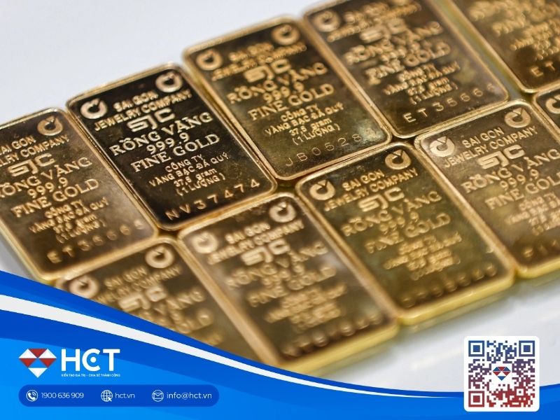 Giá vàng trong nước đồng loạt lao dốc, chênh lệch nội - ngoại vẫn cao