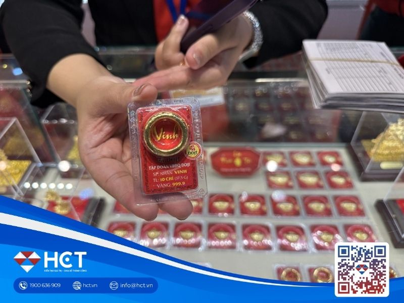 Giá vàng trong nước dao động nhẹ khi chính sách tiền tệ Mỹ thận trọng