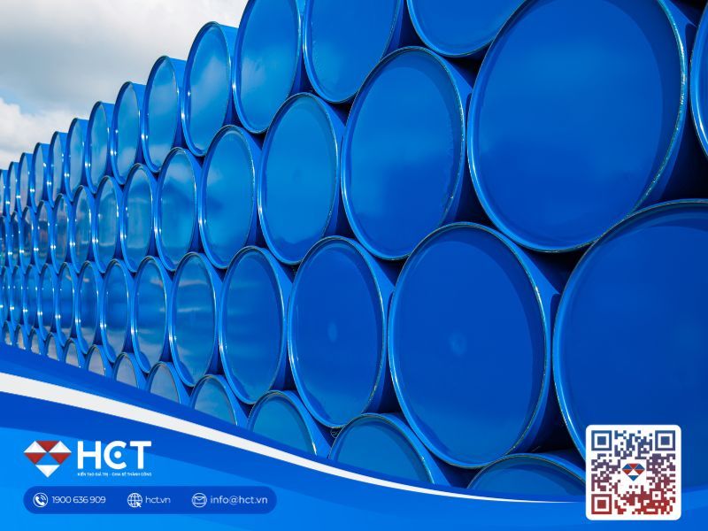 Giá dầu 02/07: Giữ nguyên khi tồn kho tăng và rủi ro địa chính trị giảm