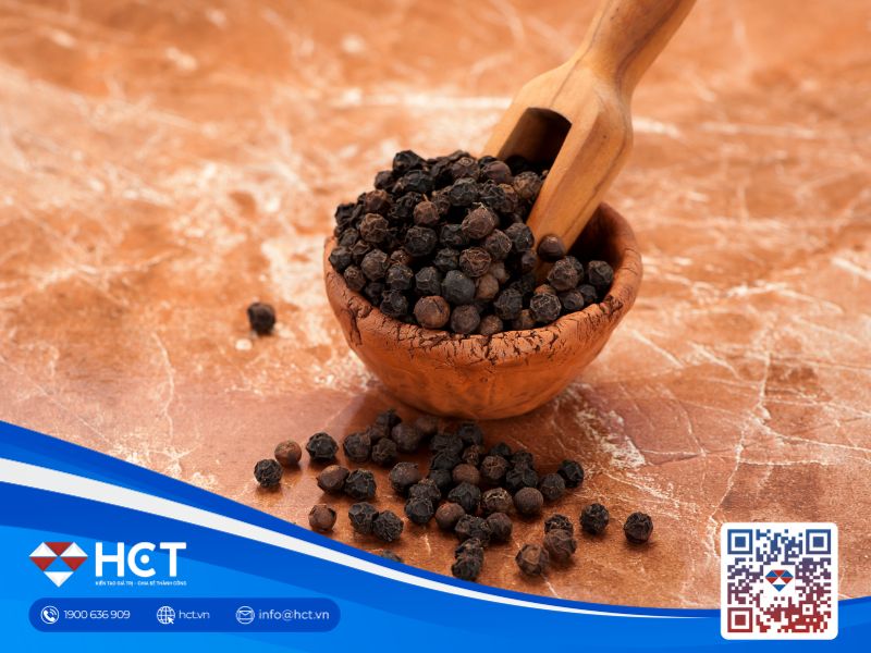 Giá tiêu 23/04: Nội địa lao dốc, giảm sâu nhất với 2.000 đồng/kg