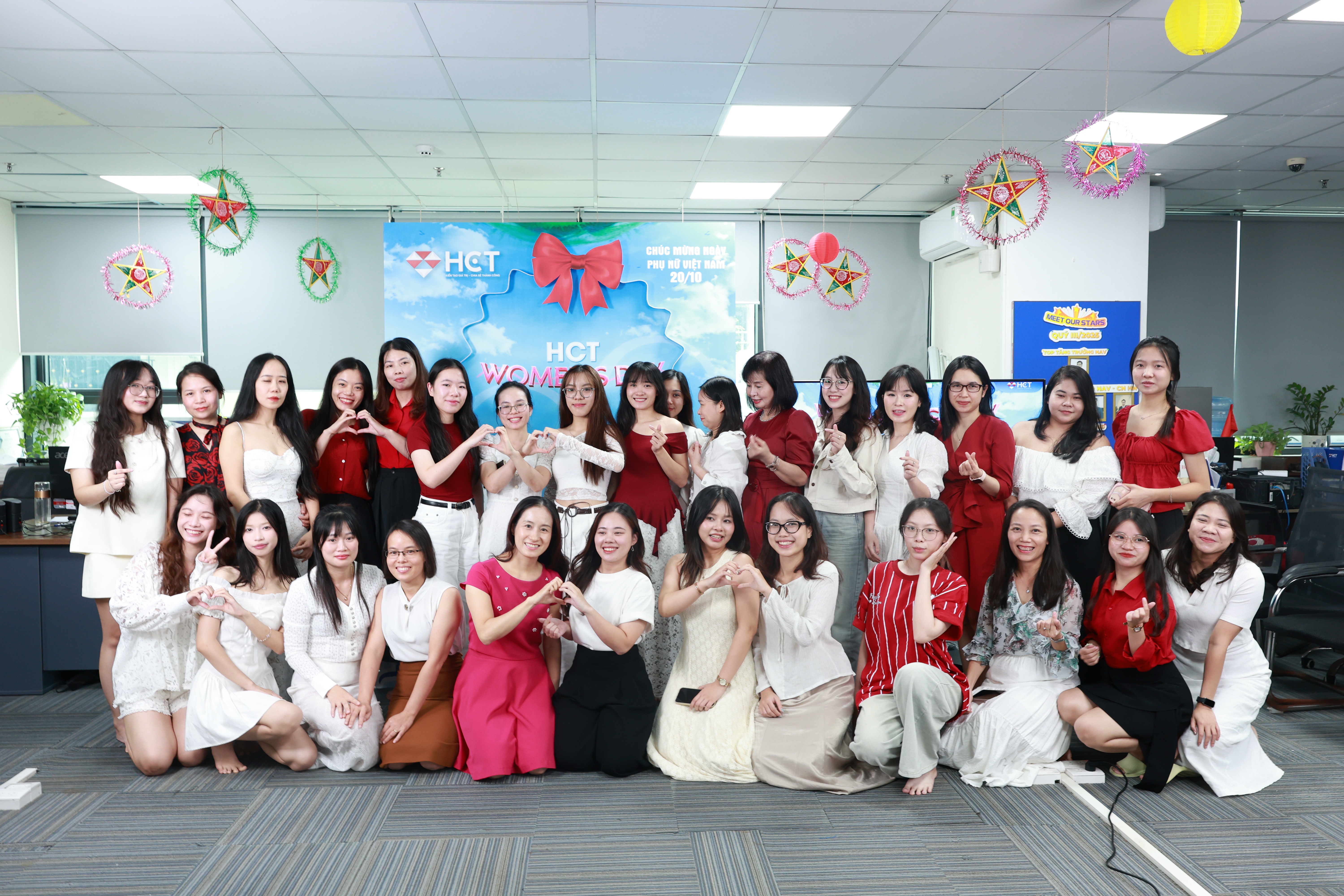 Chi nhánh Hà Nội chào mừng ngày 20/10