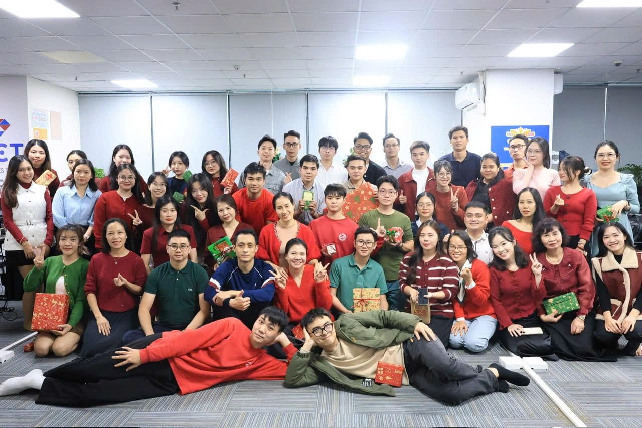 Chi nhánh Hà Nội chào đón Giáng sinh Chi nhánh Hà Nội chào đón Giáng sinh