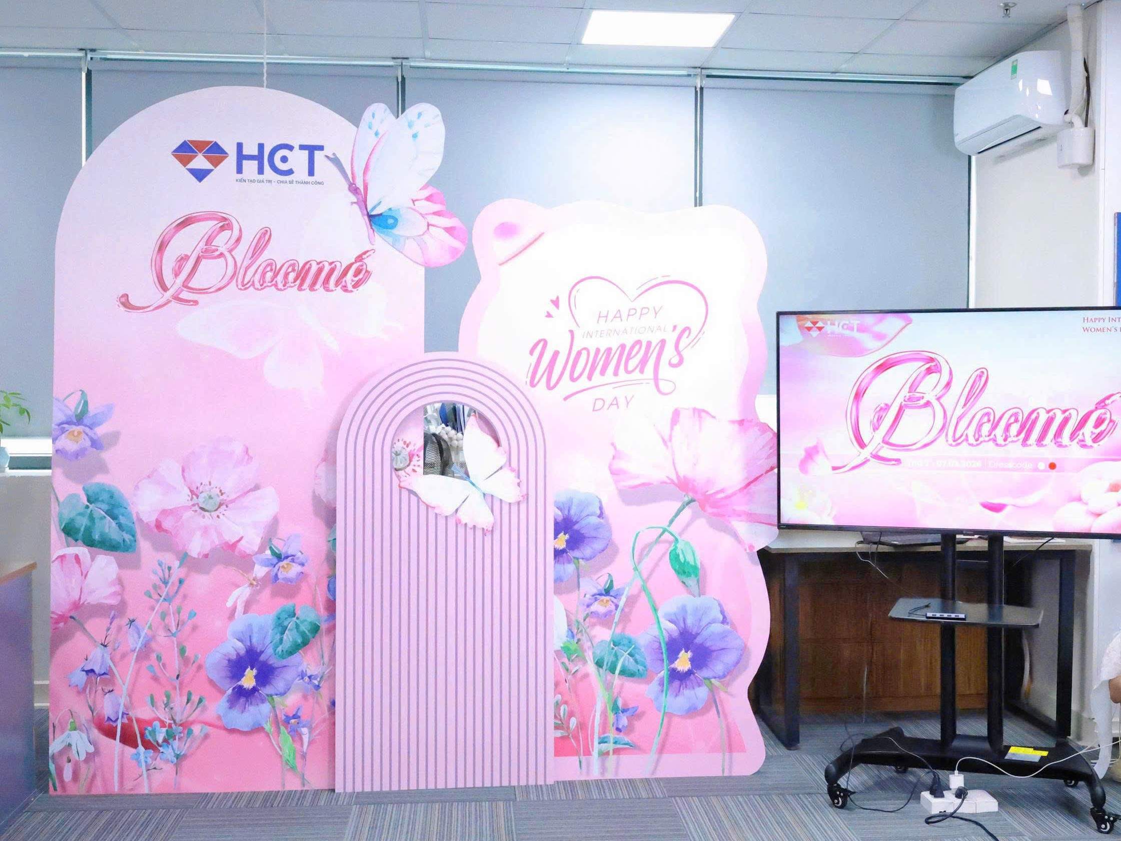 Không khí 8/3 rộn ràng tại HCT: Trao gửi những điều đặc biệt đến phái đẹp