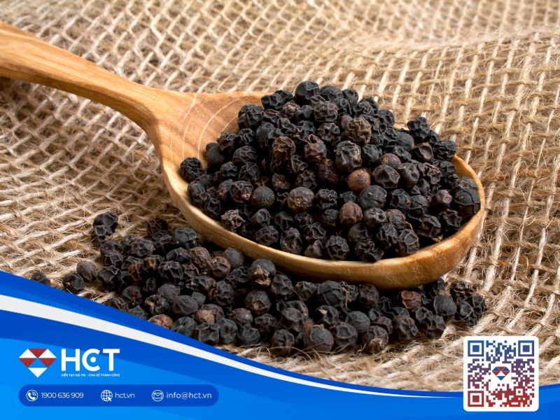 Hồ tiêu 9/6: Sàn nội địa ấm dần, xuất khẩu gia vị Ấn Độ giảm mạnh 33% vì chiến sự