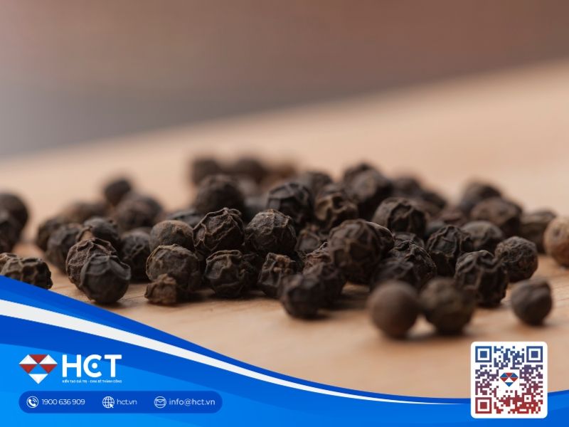 Hồ tiêu 10/6: Sàn nội địa giữ vững mốc 139.000 đồng/kg, giá thế giới quay đầu giảm sâu