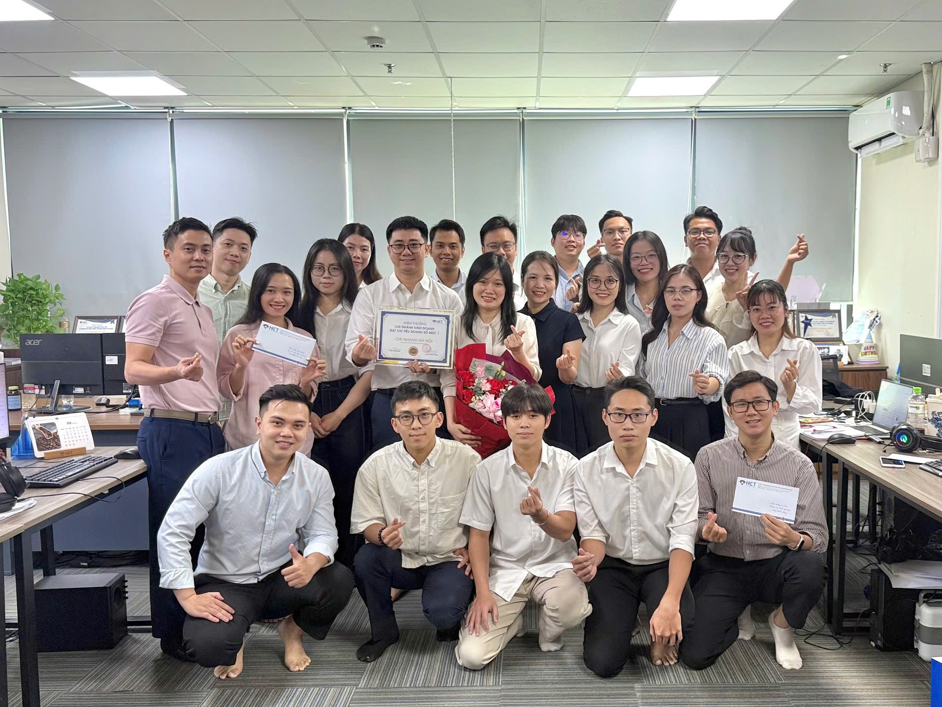 Chi nhánh đạt chỉ tiêu doanh số
